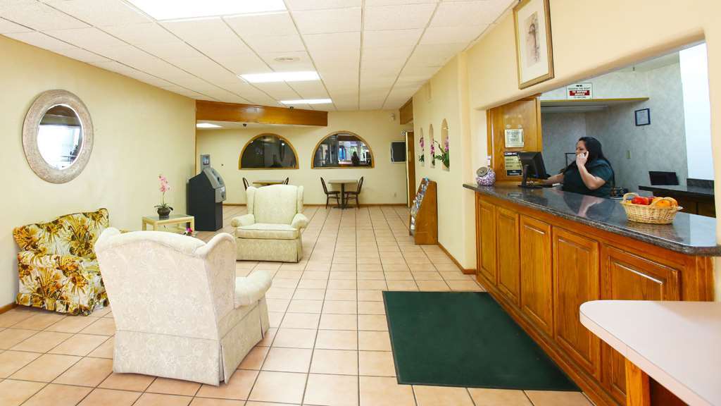 Ramada By Wyndham Yuma Motel Interior foto